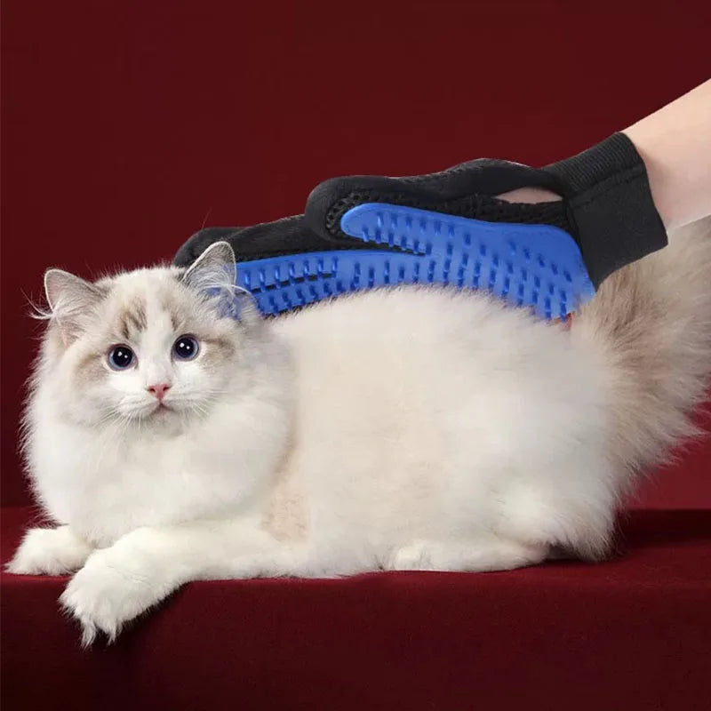 Pet Grooming Glove – Deshedding & Massage Brush